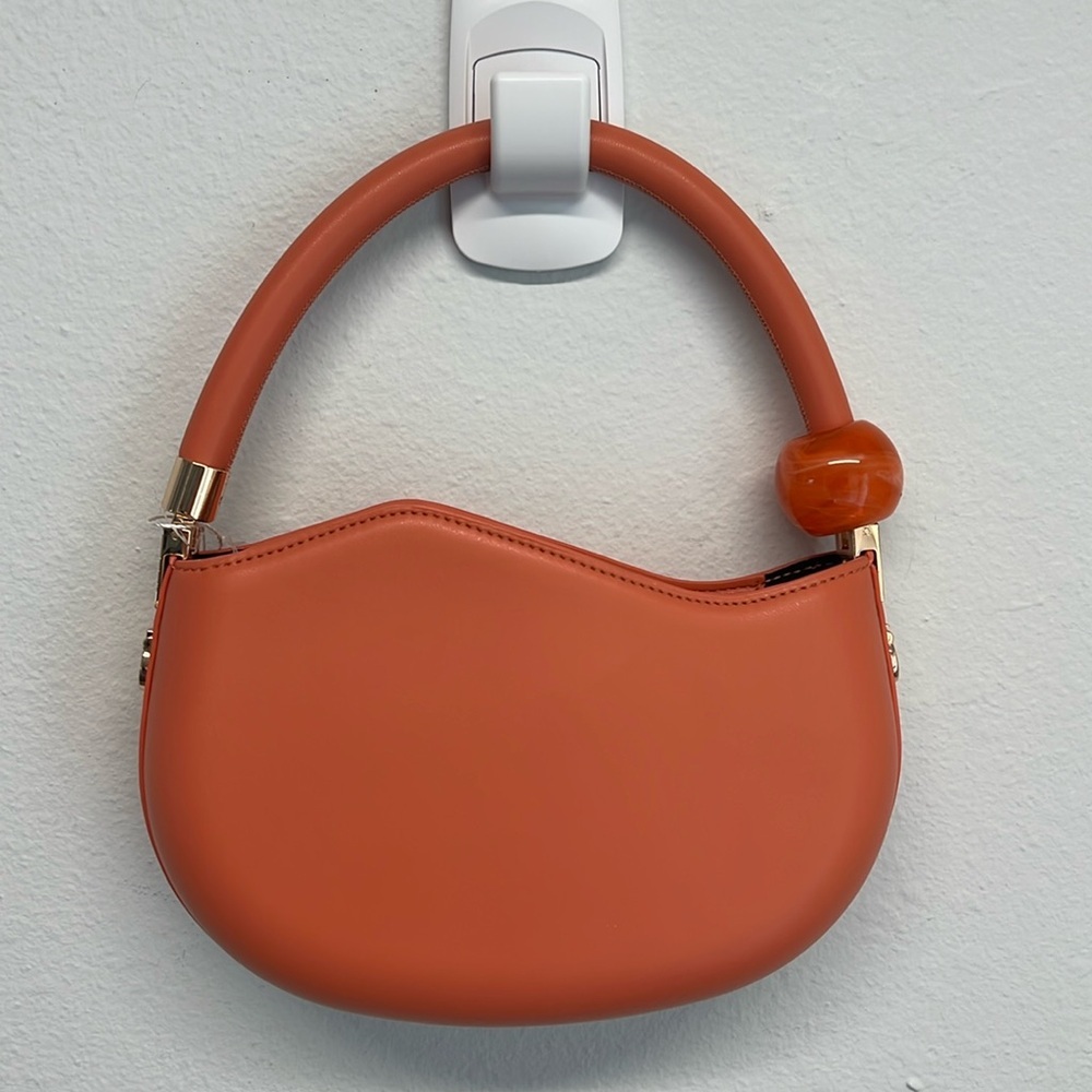 Melie Bianco | Jennie Recycled Vegan Crossbody Bag In Coral - Picture 8 of 10